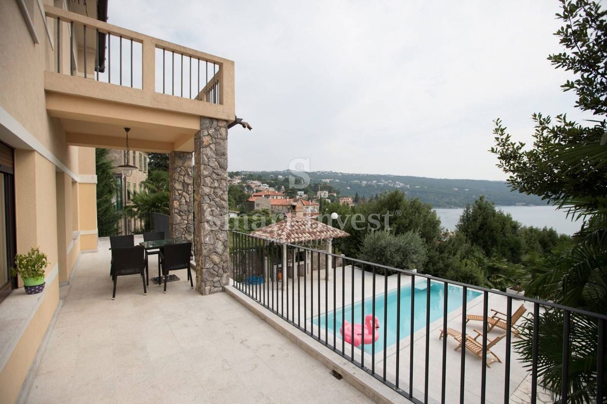 OPATIJA, Bella villa con piscina e vista mare, vicino al mare! (in vendita)