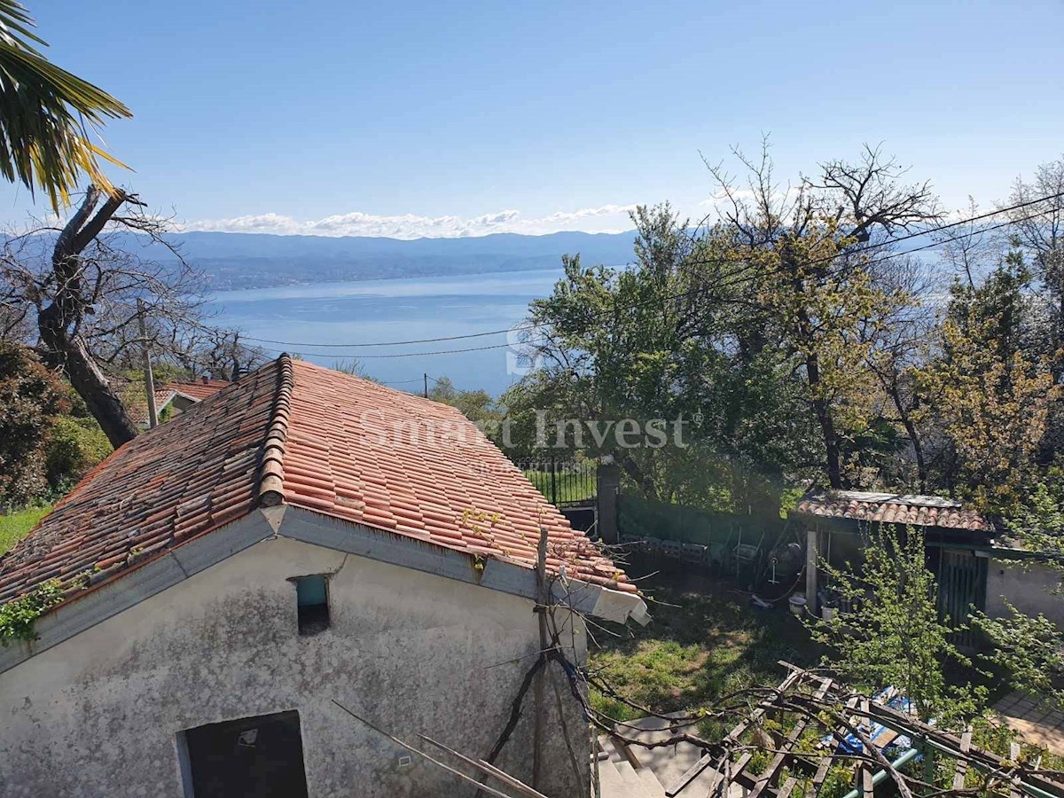 LAURANA - LIGANJ, Tenuta con vecchie case e vista mare, in vendita