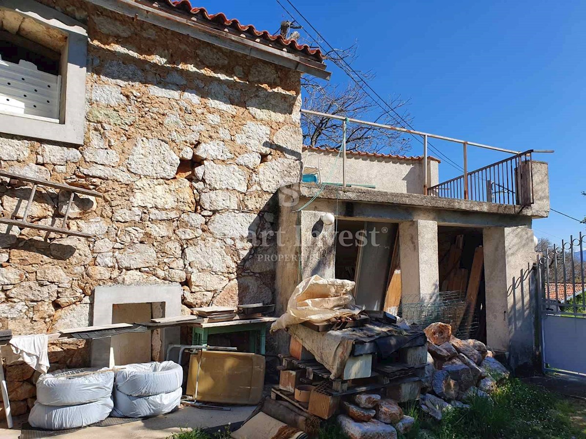 LAURANA - LIGANJ, Tenuta con vecchie case e vista mare, in vendita