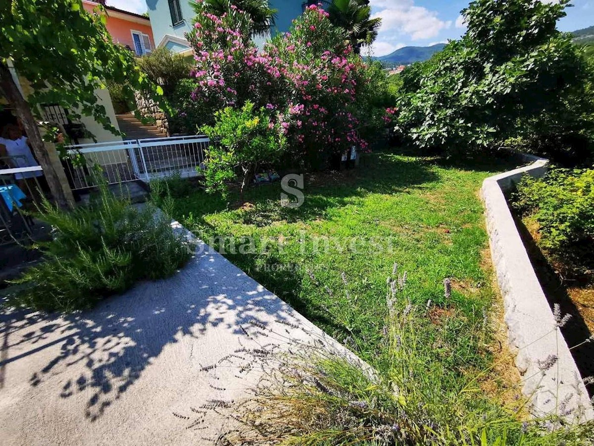 OPATIJA - IKA, Casa bifamiliare con splendida vista mare, in vendita