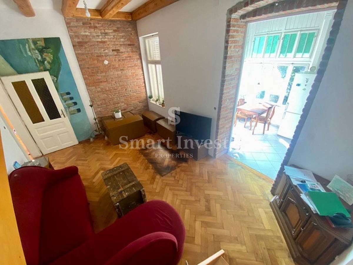 ABBAZIA, appartamento duplex fronte mare, in vendita