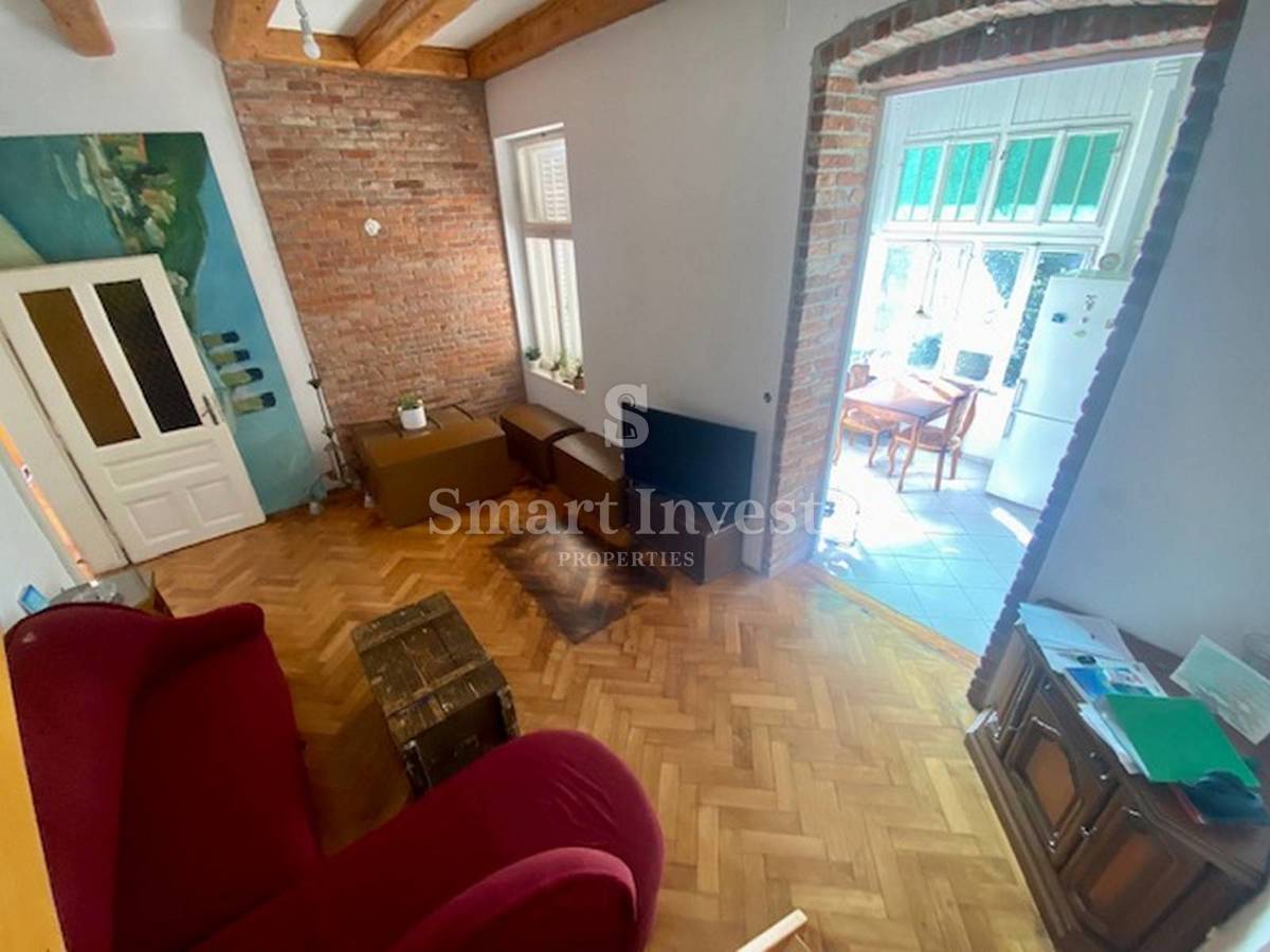 ABBAZIA, appartamento duplex fronte mare, in vendita