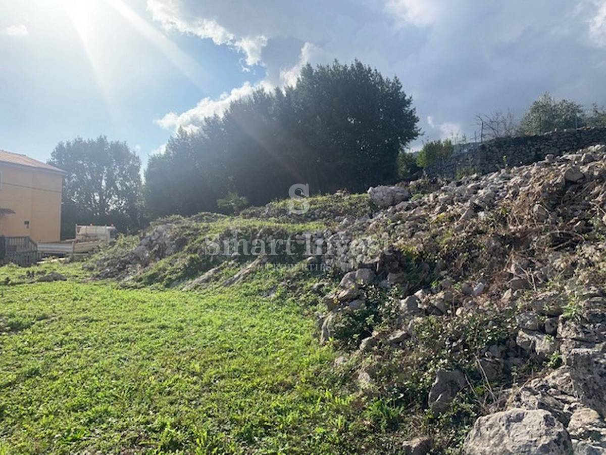 ABBAZIA - IKA, terreno edificabile con splendida vista mare