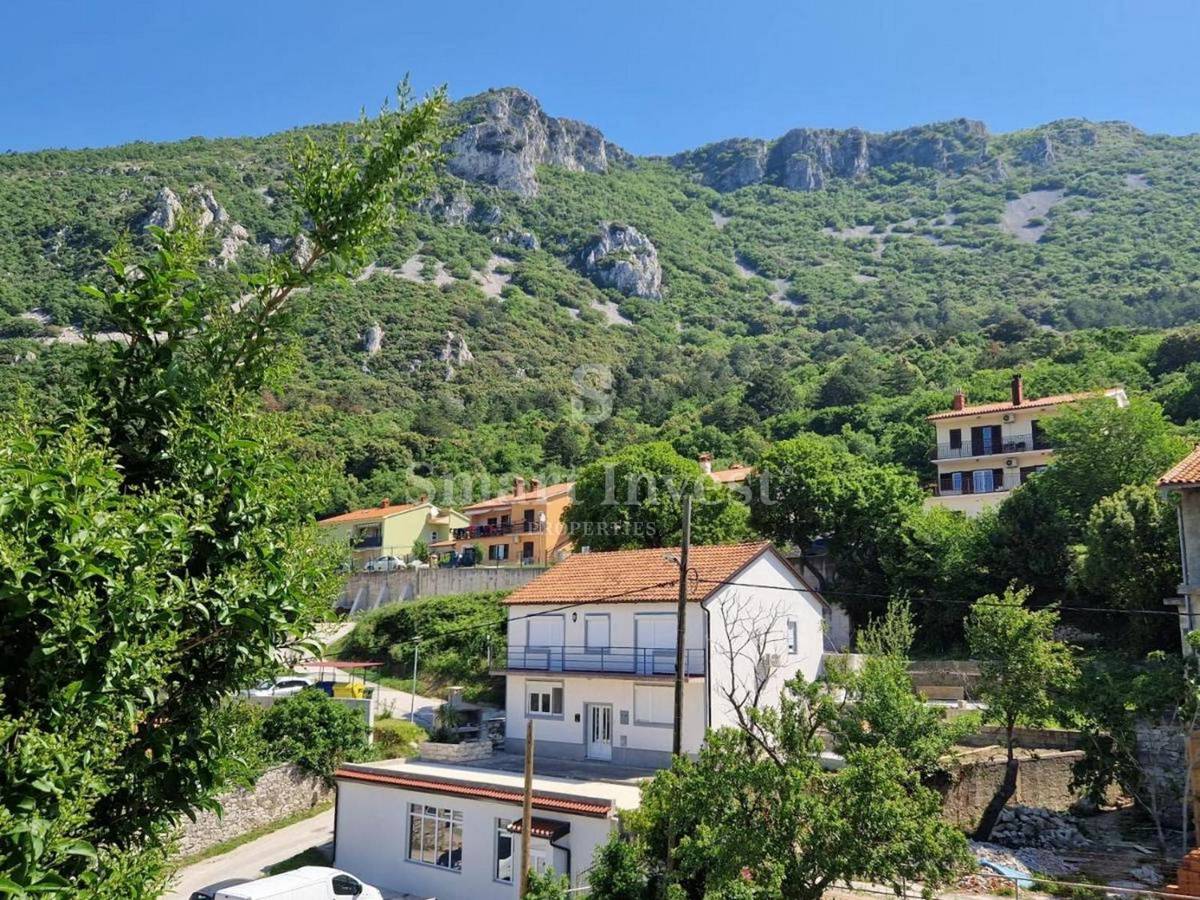 ISTRIA - PLOMIN, casa di 270 m2, possibilità commerciale e residenziale