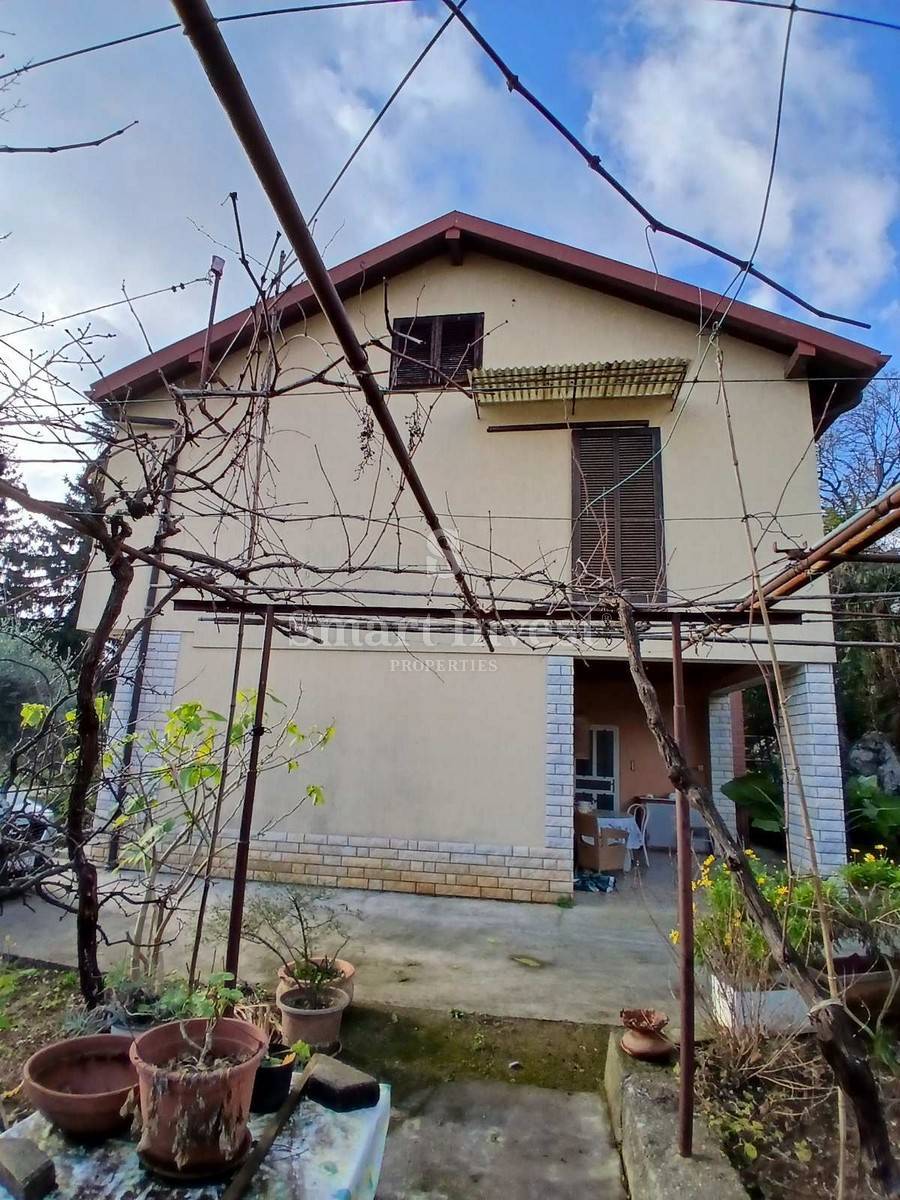 LAURANA, casa indipendente di 220 m2 vicino al mare