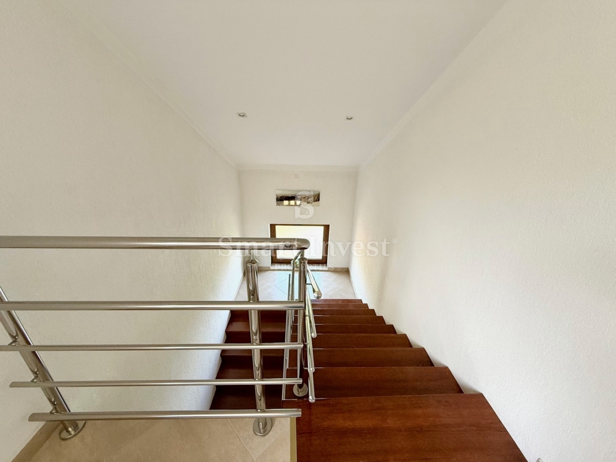 IČIĆI - POLJANE, casa indipendente con piscina