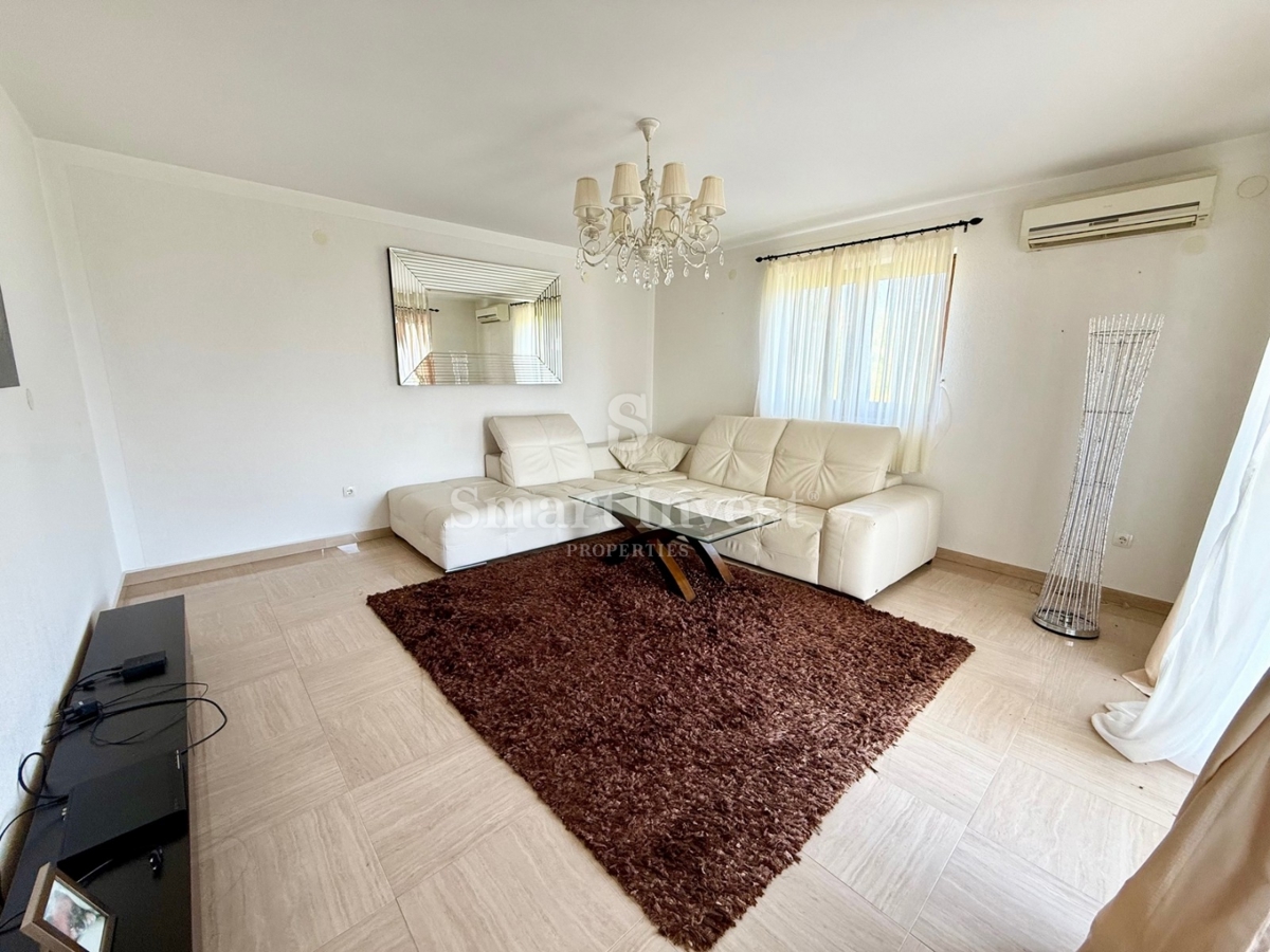 IČIĆI - POLJANE, casa indipendente con piscina