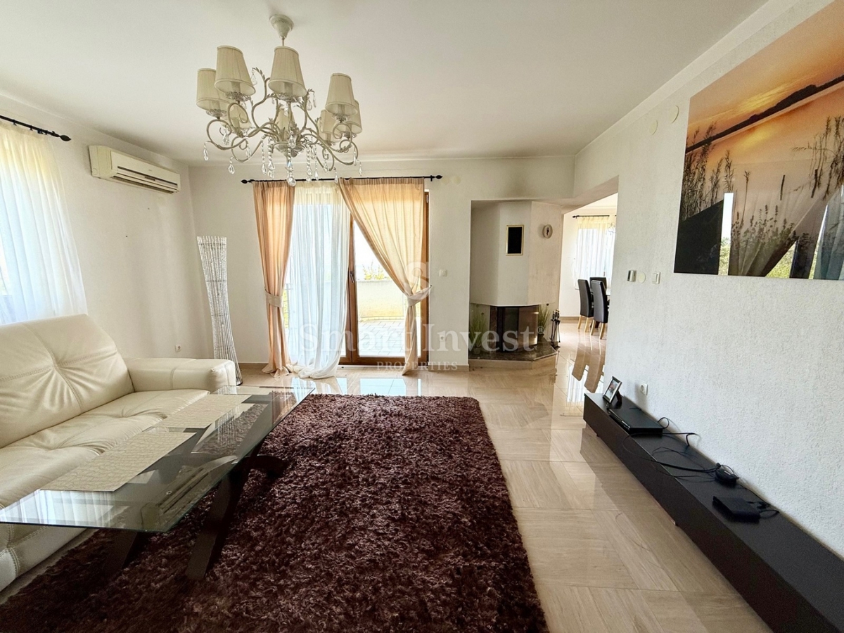 IČIĆI - POLJANE, casa indipendente con piscina