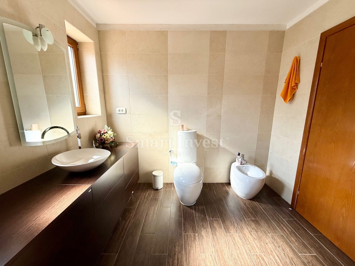 IČIĆI - POLJANE, casa indipendente con piscina