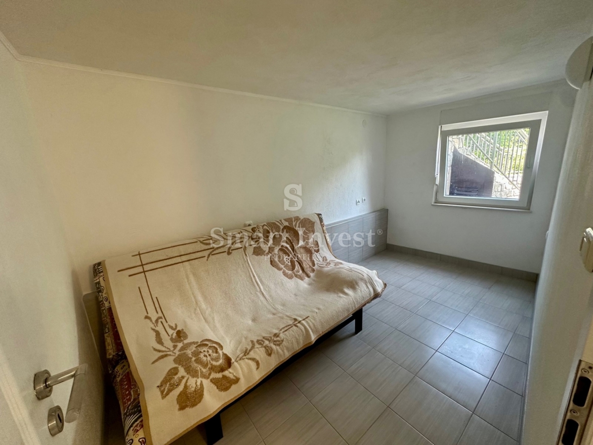 ABBAZIA - RUKAVAC, casa indipendente con vista mare in posizione tranquilla