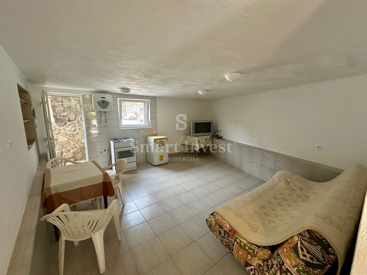 ABBAZIA - RUKAVAC, casa indipendente con vista mare in posizione tranquilla