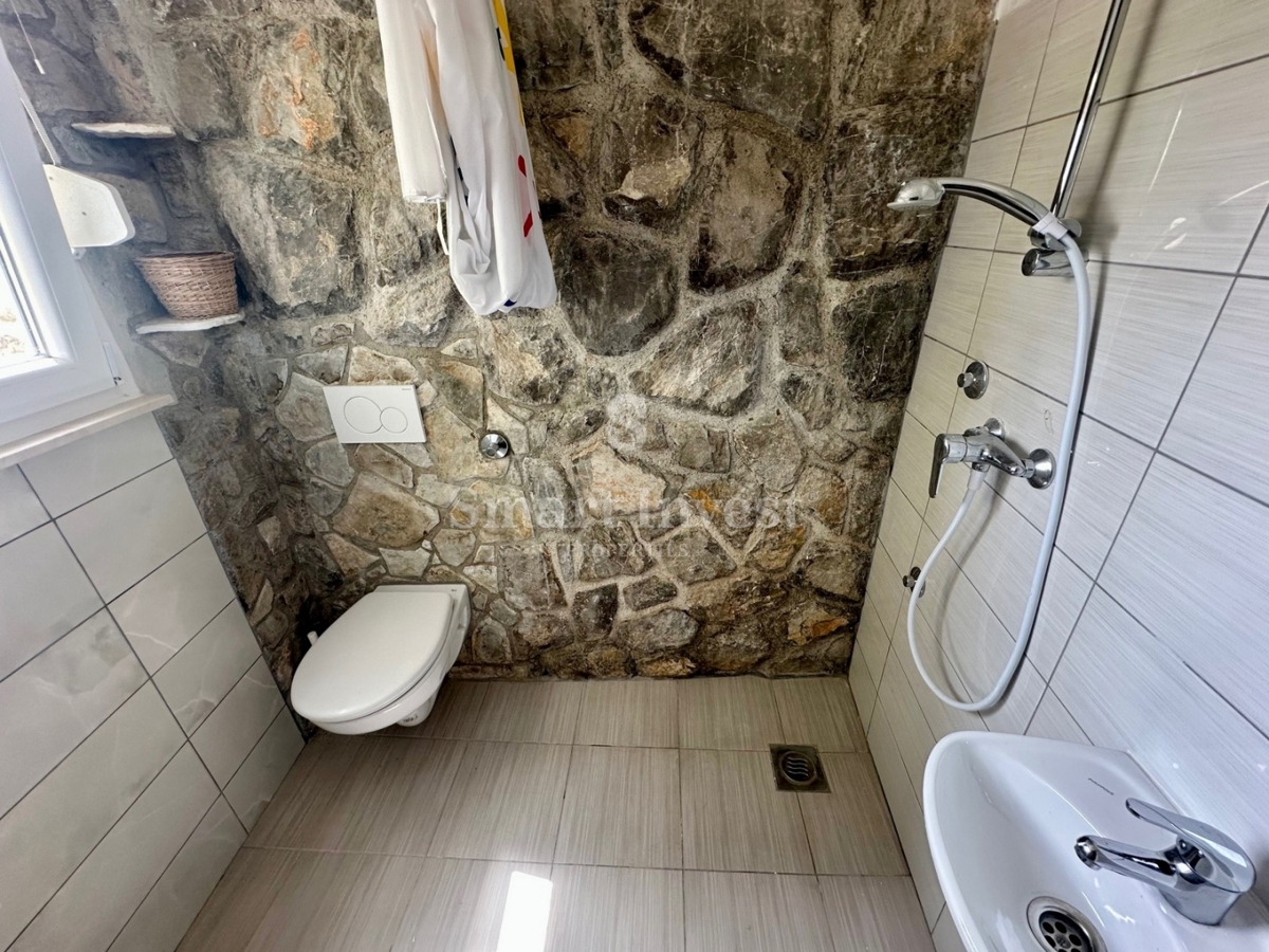 ABBAZIA - RUKAVAC, casa indipendente con vista mare in posizione tranquilla