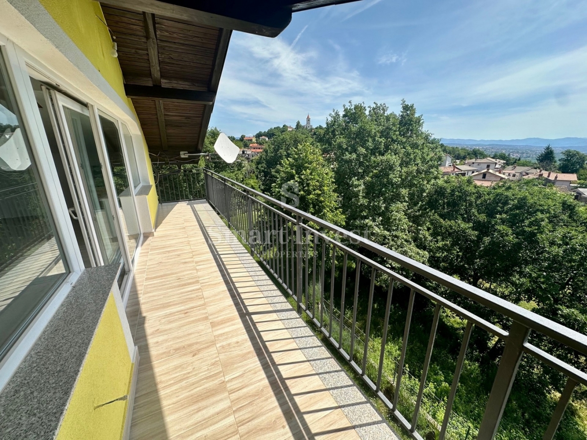 ABBAZIA - RUKAVAC, casa indipendente con vista mare in posizione tranquilla