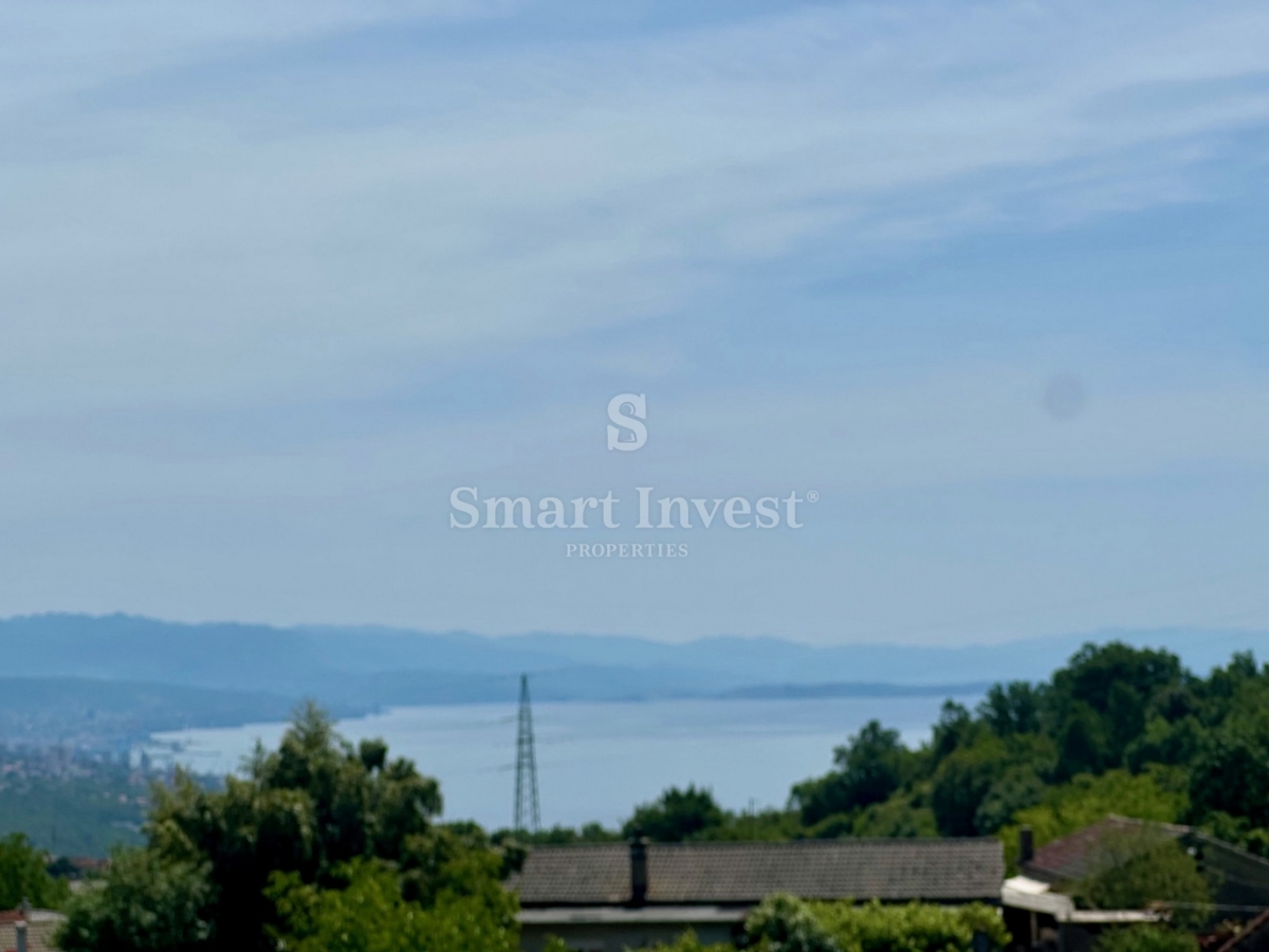 ABBAZIA - RUKAVAC, casa indipendente con vista mare in posizione tranquilla