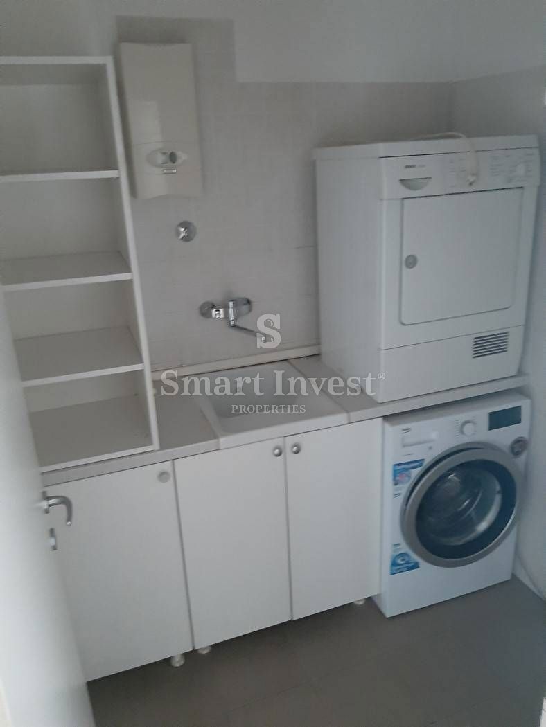 FIUME - CENTRO, spazioso appartamento con vista mare