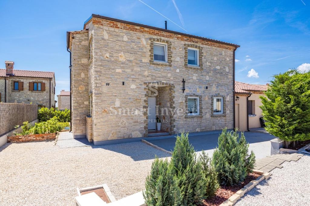 Casa Svetvinčenat, 207m2