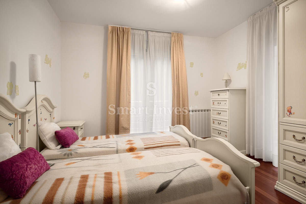 ABBAZIA, appartamento trilocale con vista mare e garage