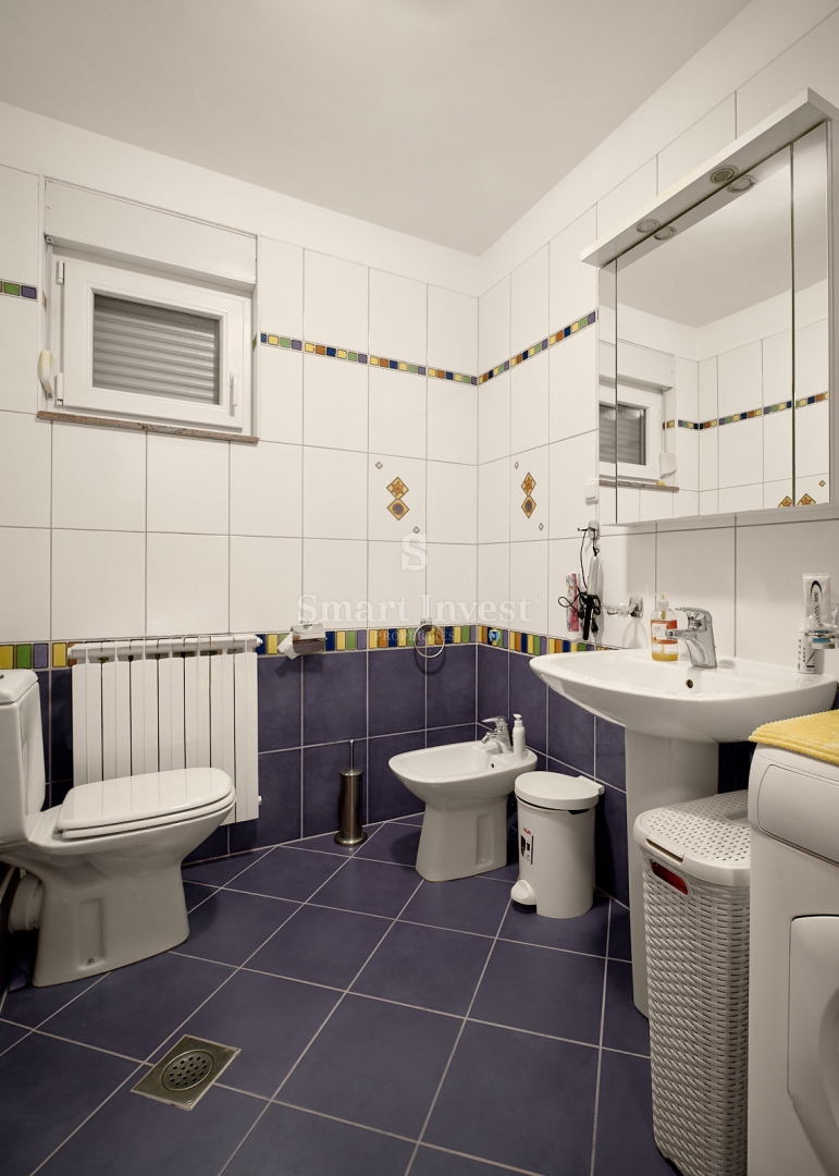 ABBAZIA, appartamento trilocale con vista mare e garage