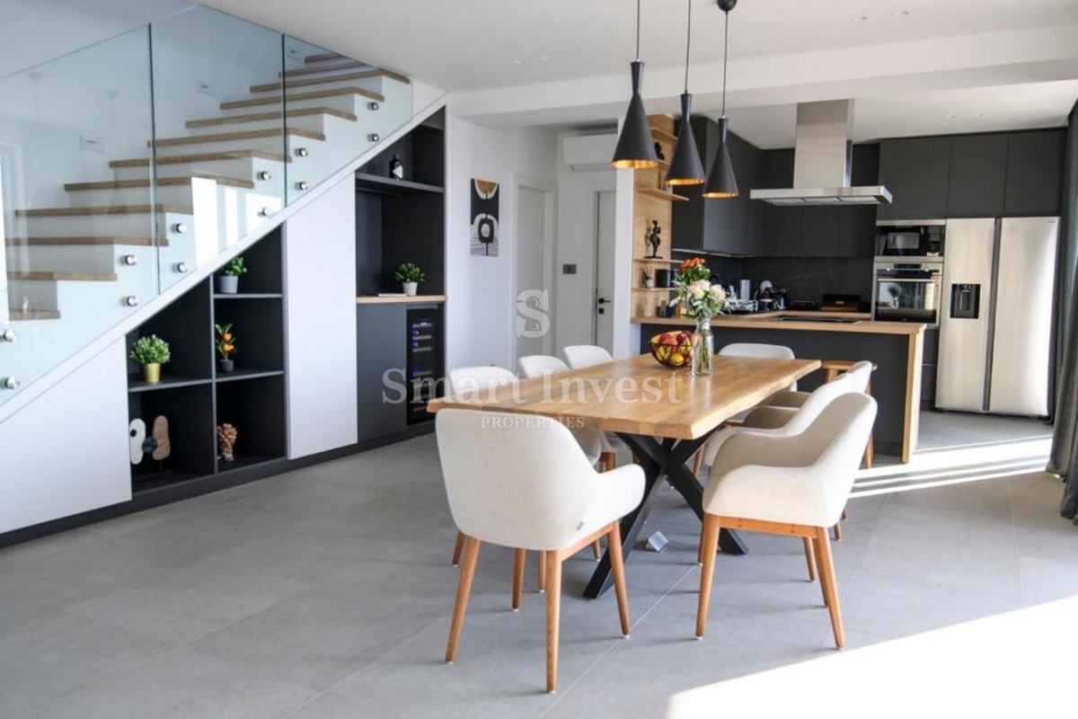 RIVIERA DI ABBAZIA, moderna nuova villa con piscina e vista mare