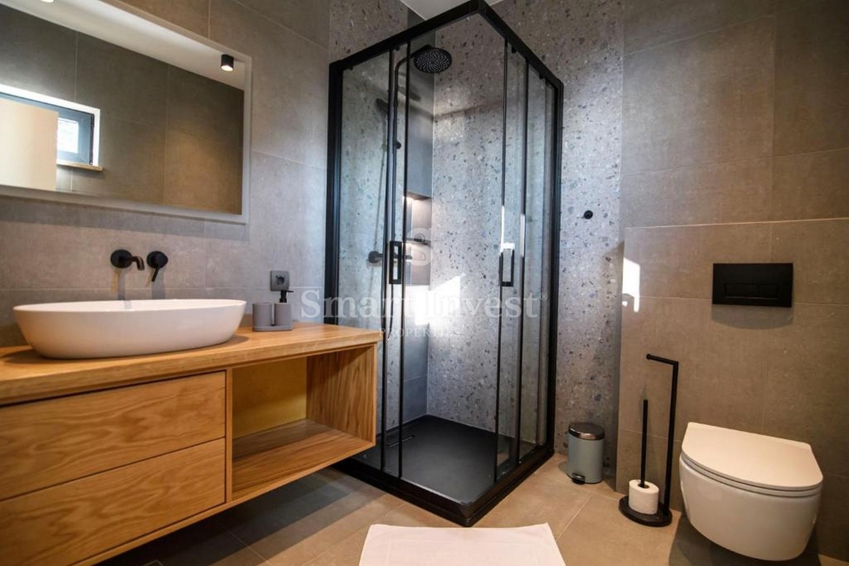 RIVIERA DI ABBAZIA, moderna nuova villa con piscina e vista mare