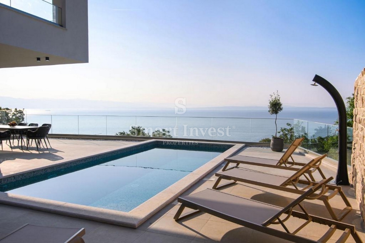 RIVIERA DI ABBAZIA, moderna nuova villa con piscina e vista mare