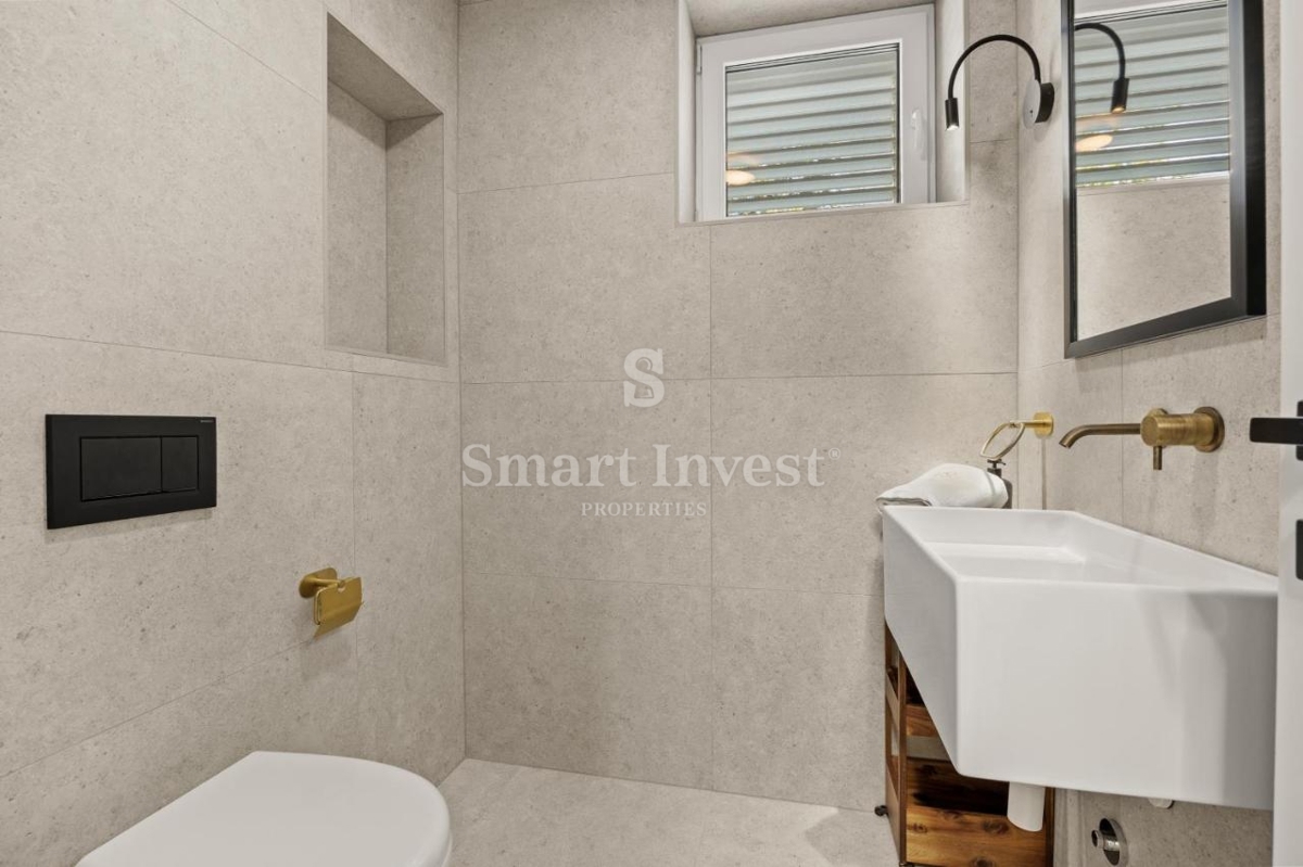 ABBAZIA - OPRIĆ, villa di lusso con piscina vicino al mare