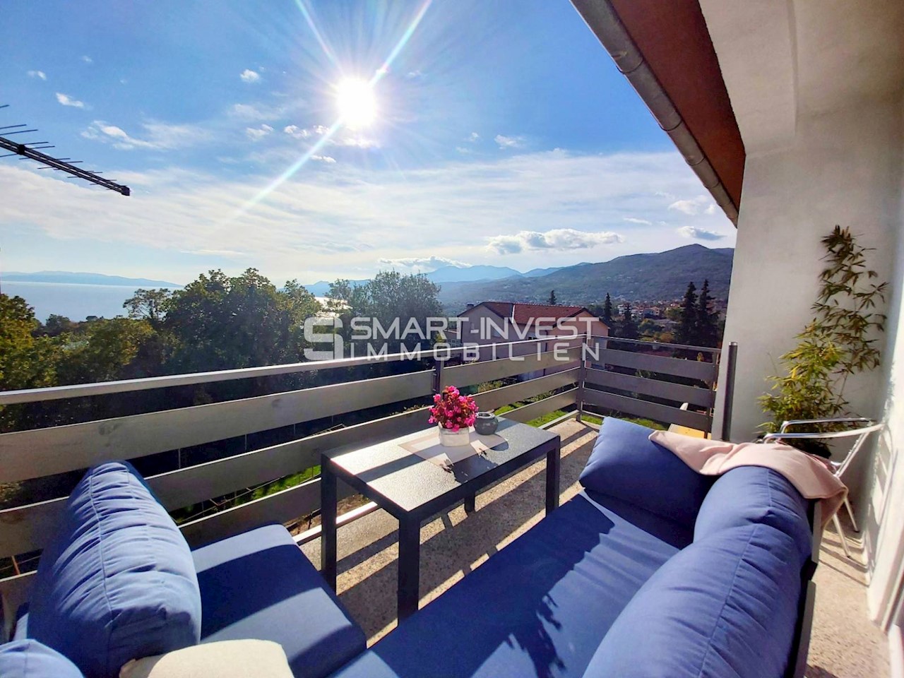 OPATIJA - MATULJI, 3-bedrooms apartment of 103 m2 with sea view