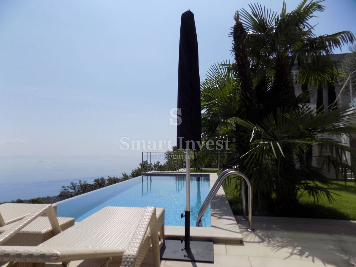 Casa Oprić, Opatija - Okolica, 150m2