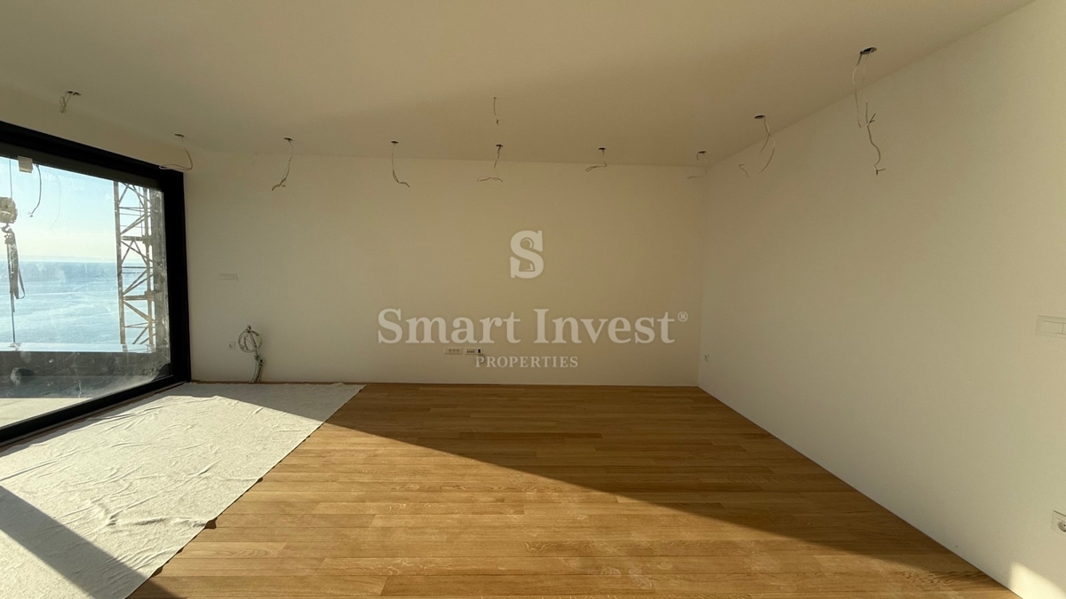 ABBAZIA, attico di lusso con 3 camere da letto con vista mare e garage