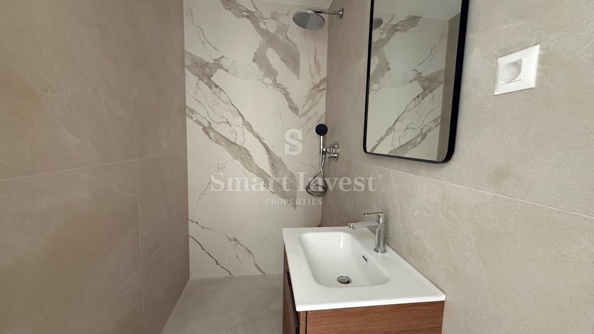 ABBAZIA, attico di lusso con 3 camere da letto con vista mare e garage