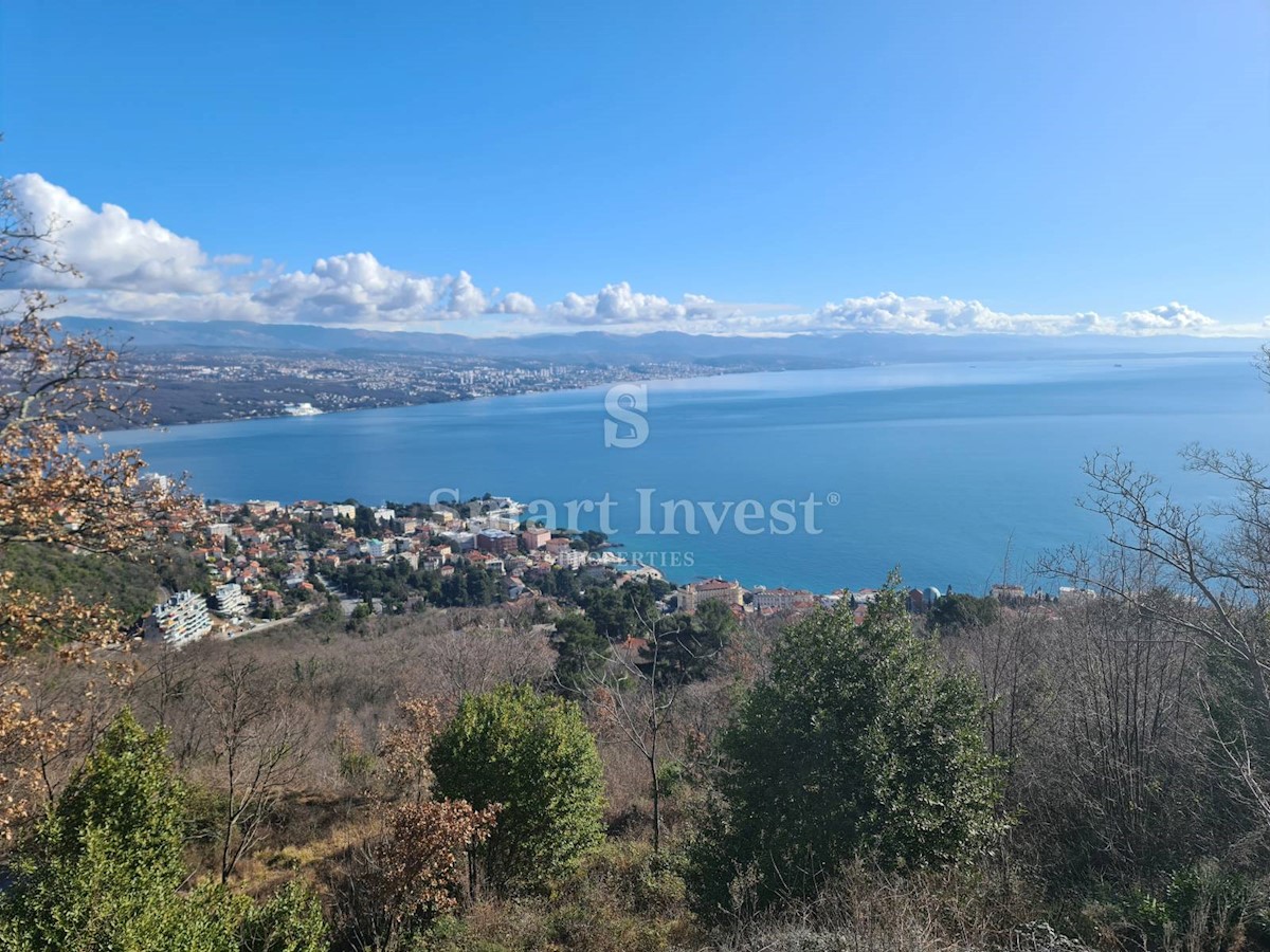 OPATIJA, Building land of 10.100 m2 with a beautiful sea view