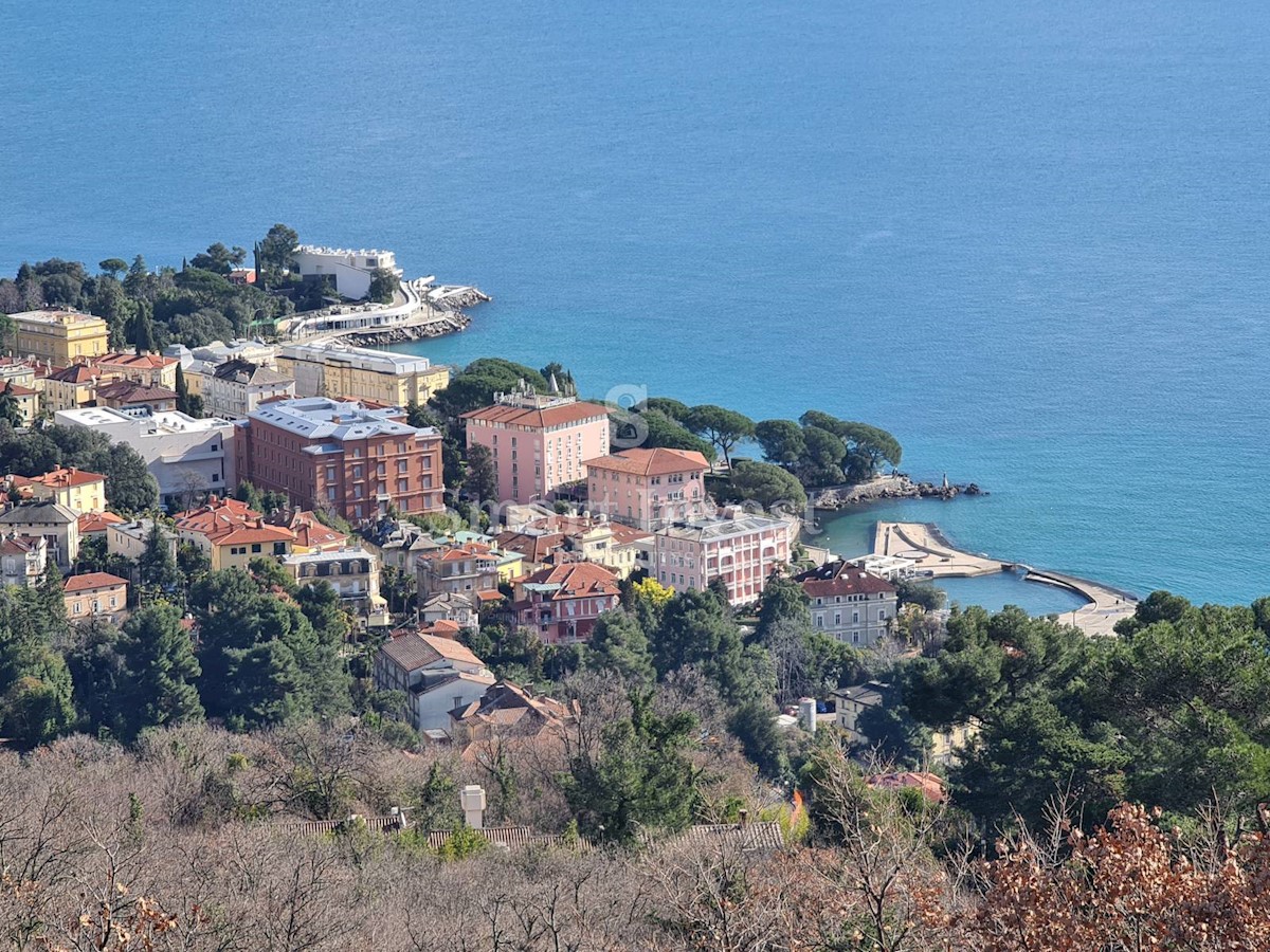 OPATIJA, Building land of 10.100 m2 with a beautiful sea view