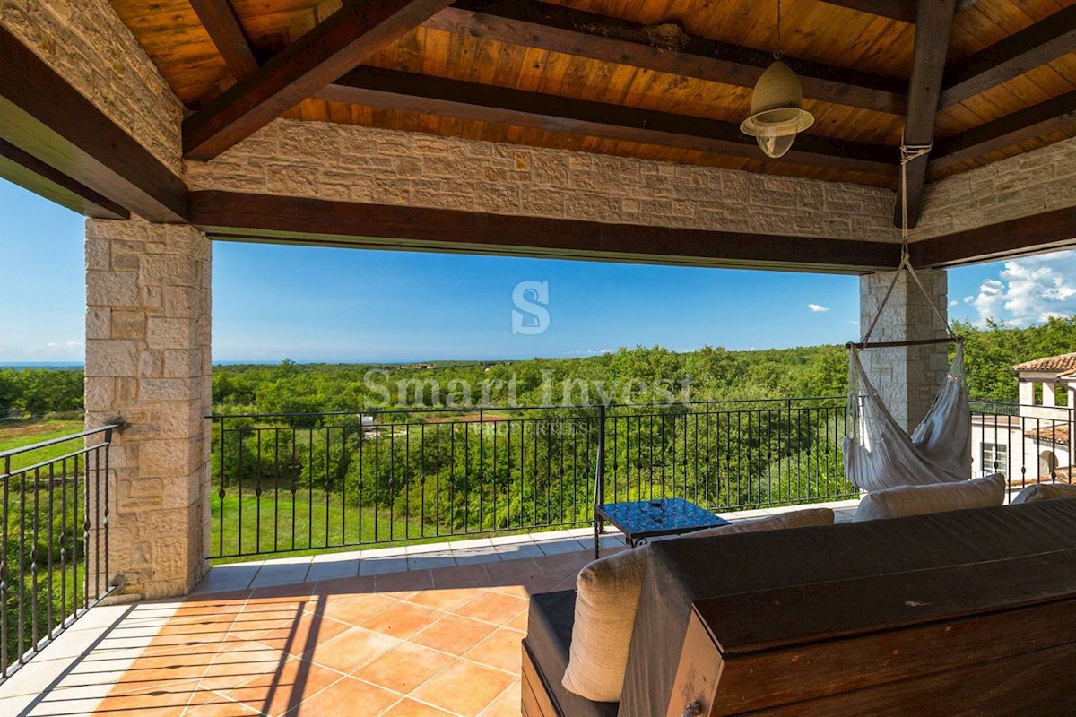 ISTRIA - PARENZO, Villa di lusso in pietra con piscina e vista mare, in vendita