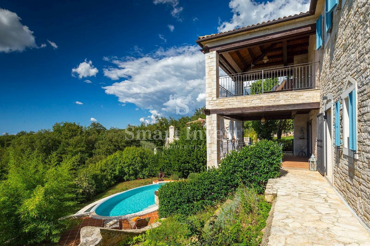 ISTRIA - PARENZO, Villa di lusso in pietra con piscina e vista mare, in vendita