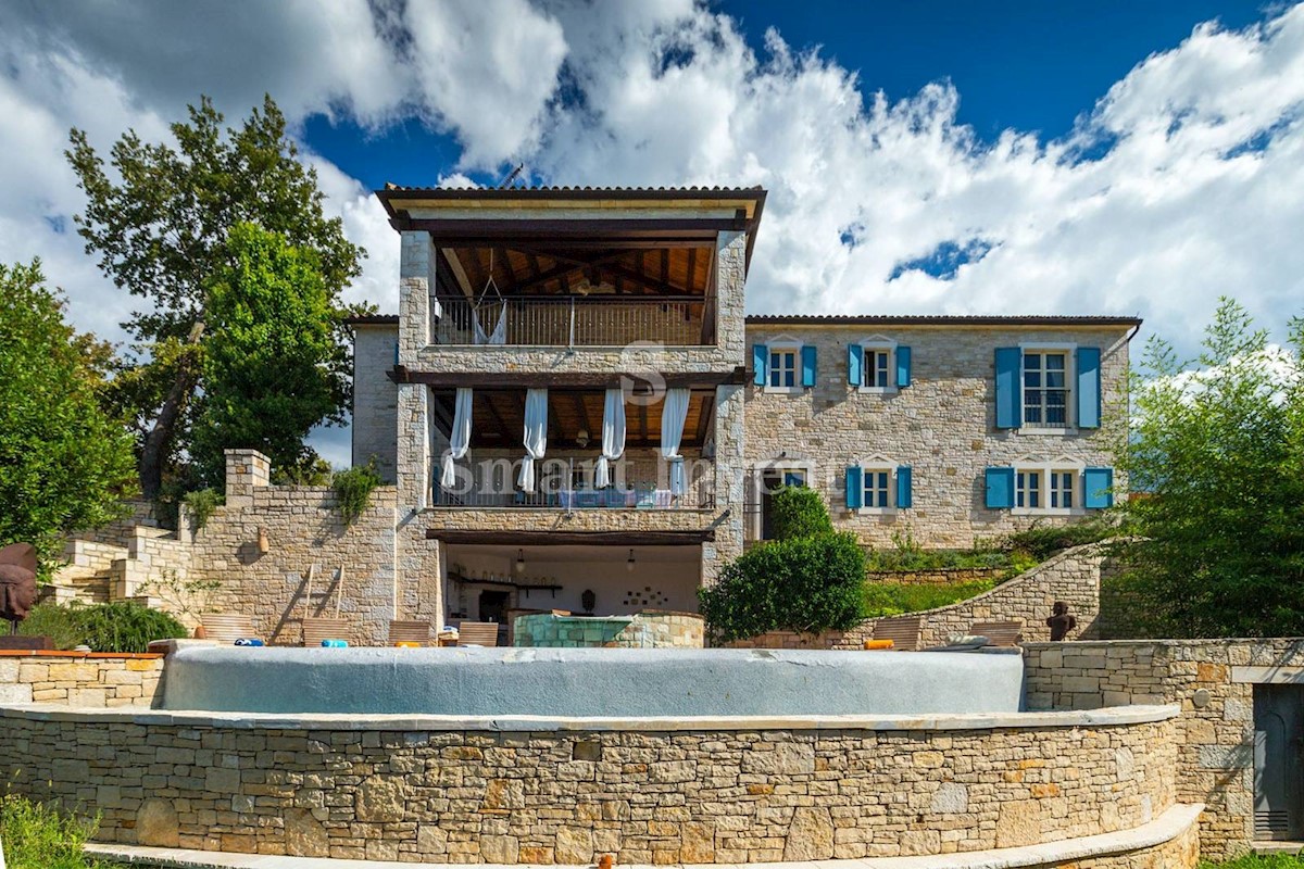 ISTRIA - PARENZO, Villa di lusso in pietra con piscina e vista mare, in vendita