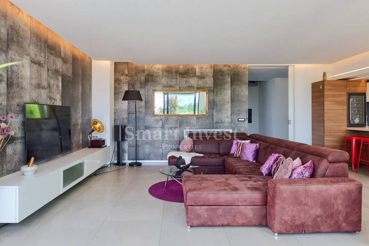 ISTRIA - POREČ vicinity, LUXURY VILLA WITH POOL AND SEA VIEW, 10 km to the sea