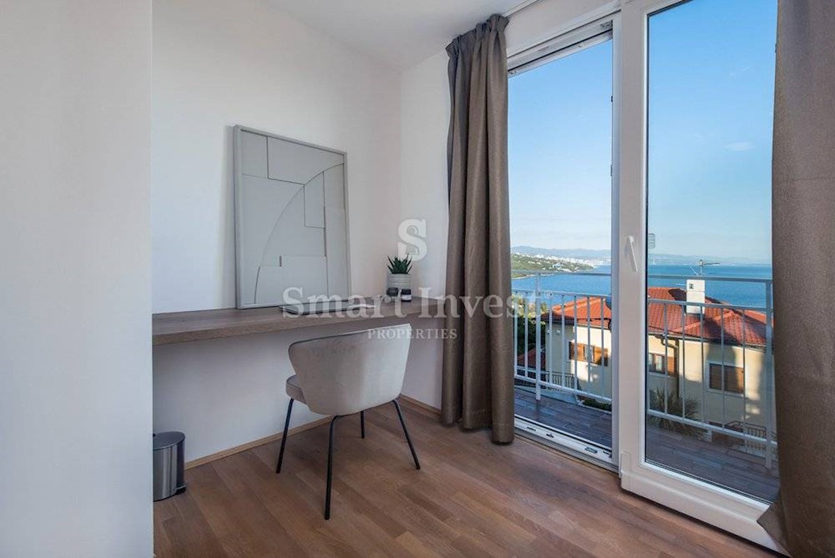 OPATIJA - VOLOSKO, Luxury 2-bedrooms apartment with sea view and garage