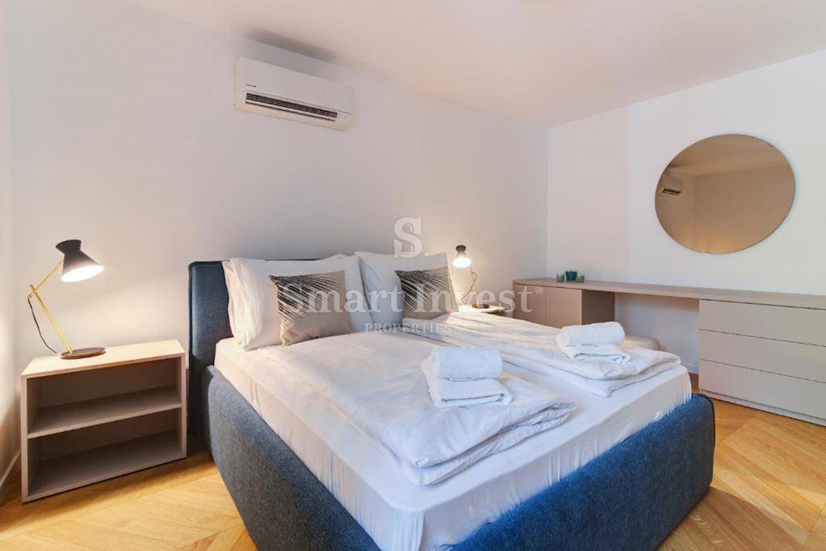 OPATIJA, Superb 3-bedrooms apartment in a luxury resort 1st row to the sea