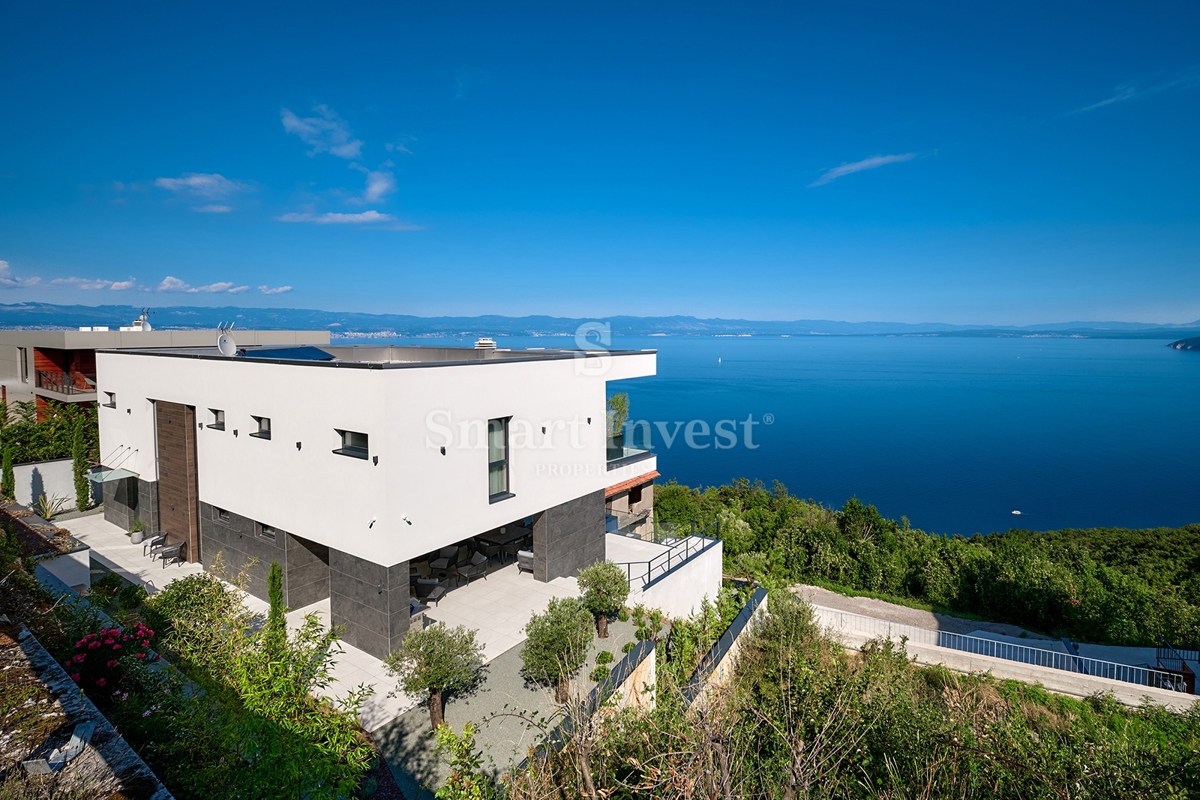 RIVIERA DI OPATIJA, Moderna villa di lusso con vista mare, in vendita