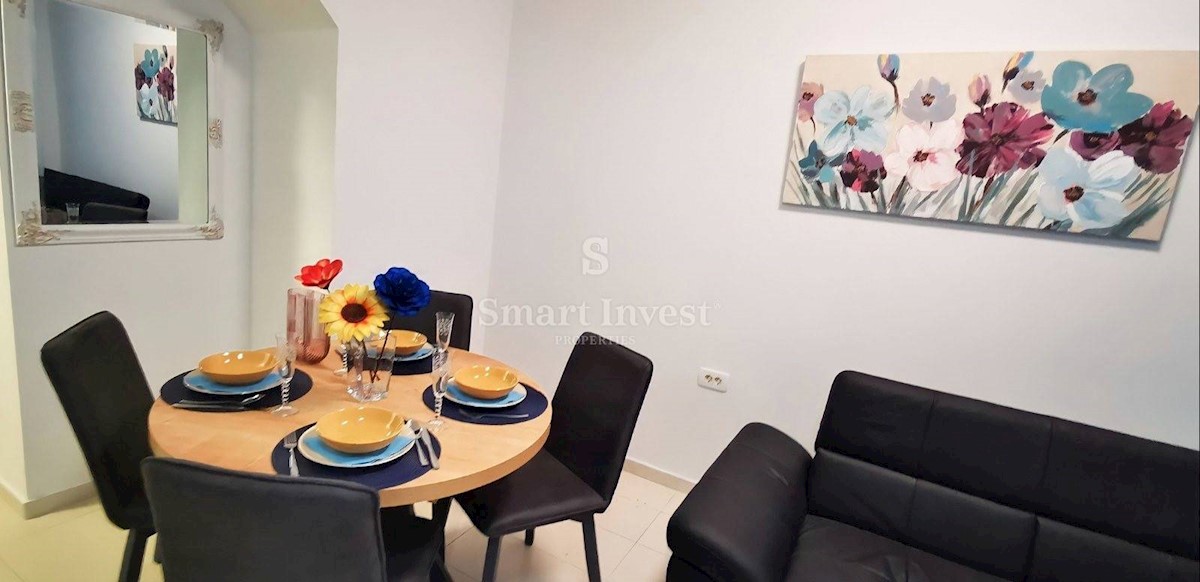 OPATIJA, Completely renovated 1-bedroom apartment with parking, near the sea