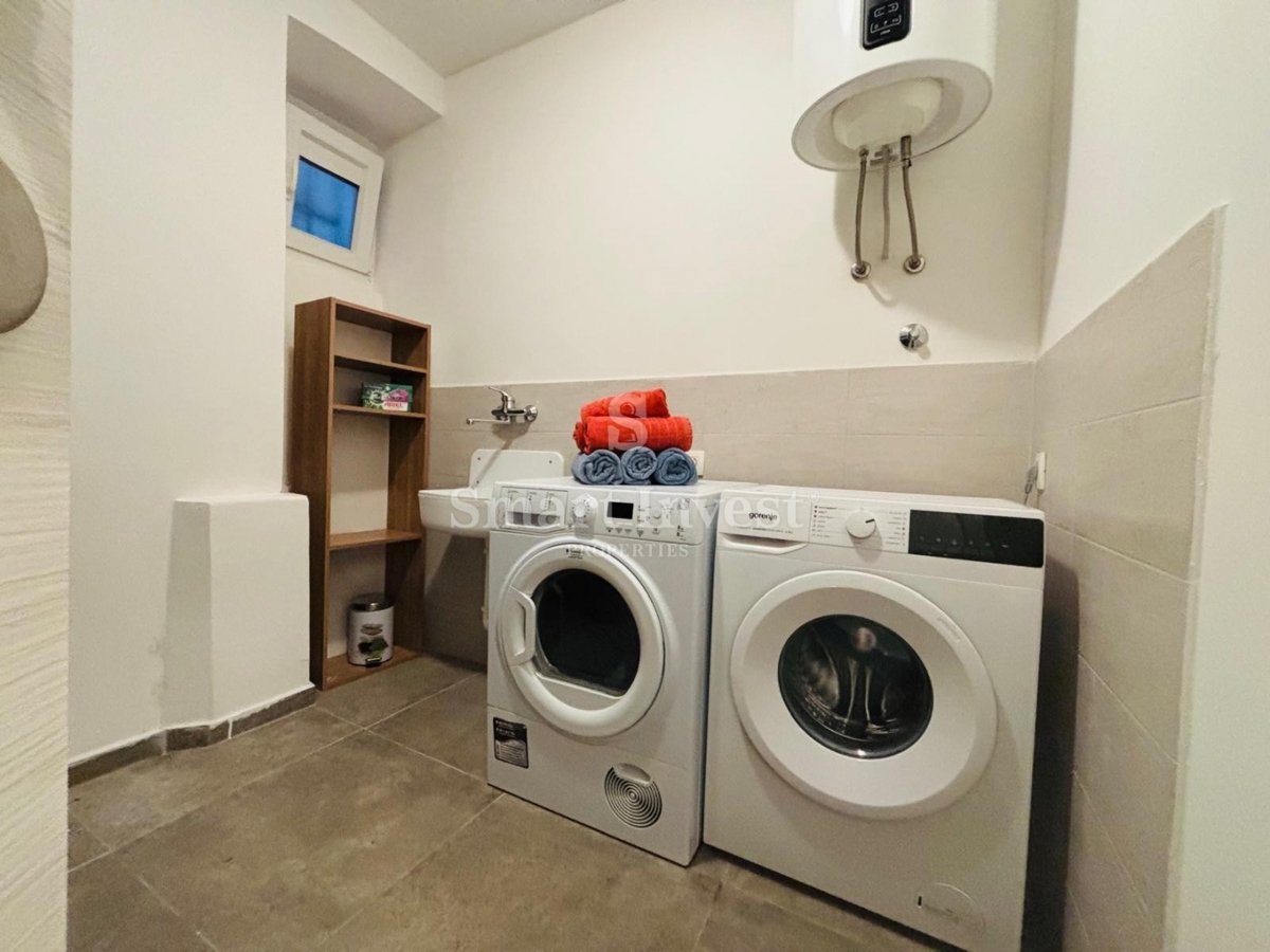 ABBAZIA - CENTRO, appartamento di 2 camere da letto con terrazzo e parcheggio