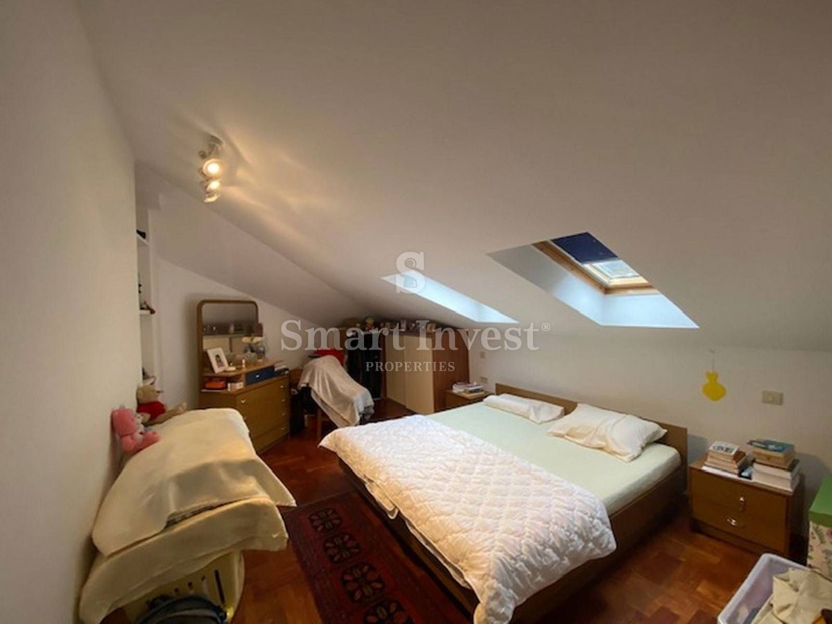 MOŠĆENIČKA DRAGA, appartamento trilocale con vista mare