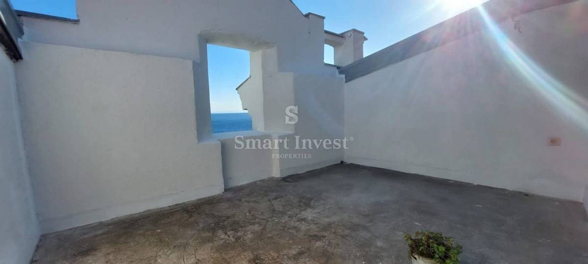 ABBAZIA - CENTRO, appartamento fronte mare con terrazza