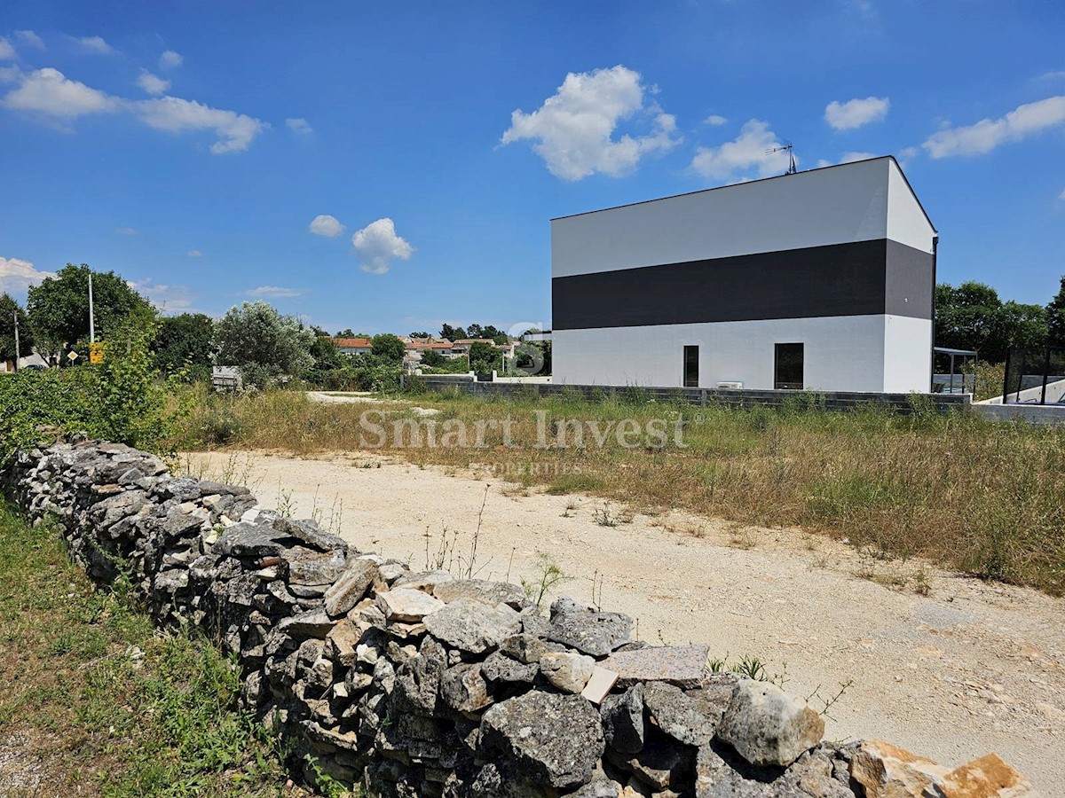 Terreno Orbanići, Marčana, 644m2