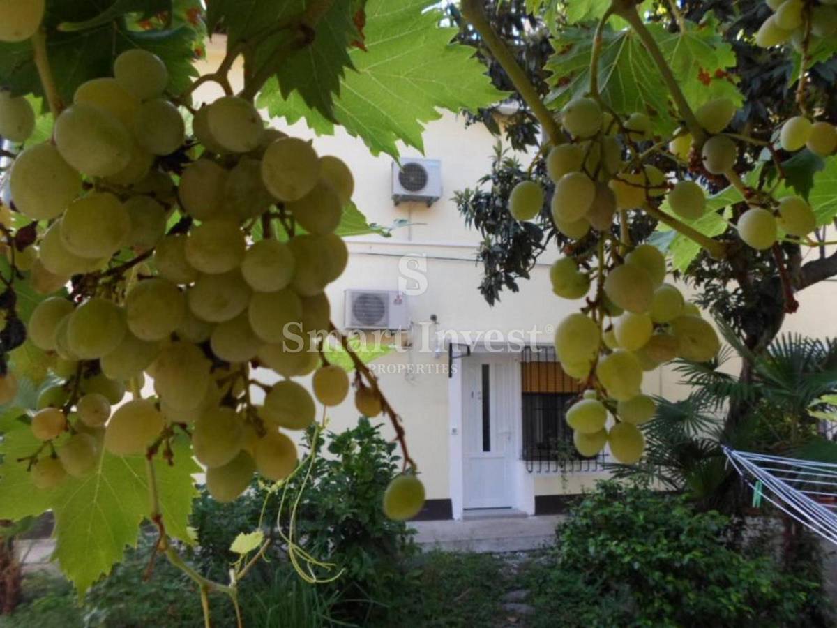 ABBAZIA - CENTRO, due appartamenti con giardino vicino al mare