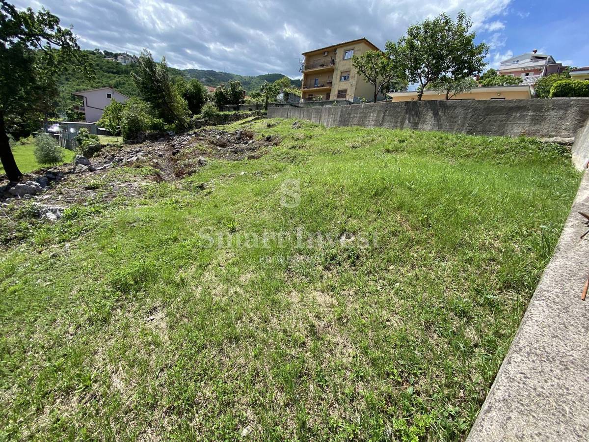 ABBAZIA - POBRI, terreno edificabile per la costruzione di una villa con vista mare