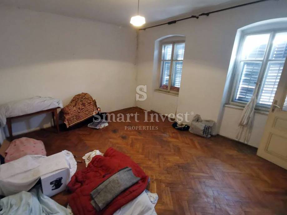 FIUME - - BELVEDER, appartamento da ristrutturare vicino al centro