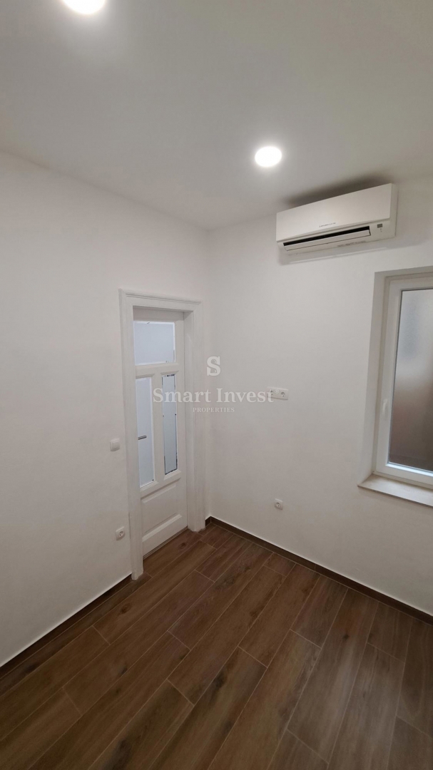 FIUME - POTOK, appartamento recentemente ristrutturato, diviso in 2 appartamenti, balcone