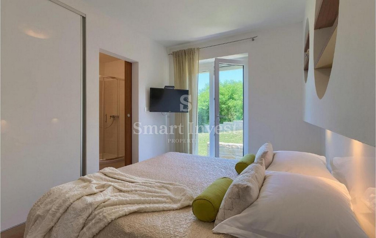 ISTRIA - ALBONA, villa con piscina e privacy assoluta