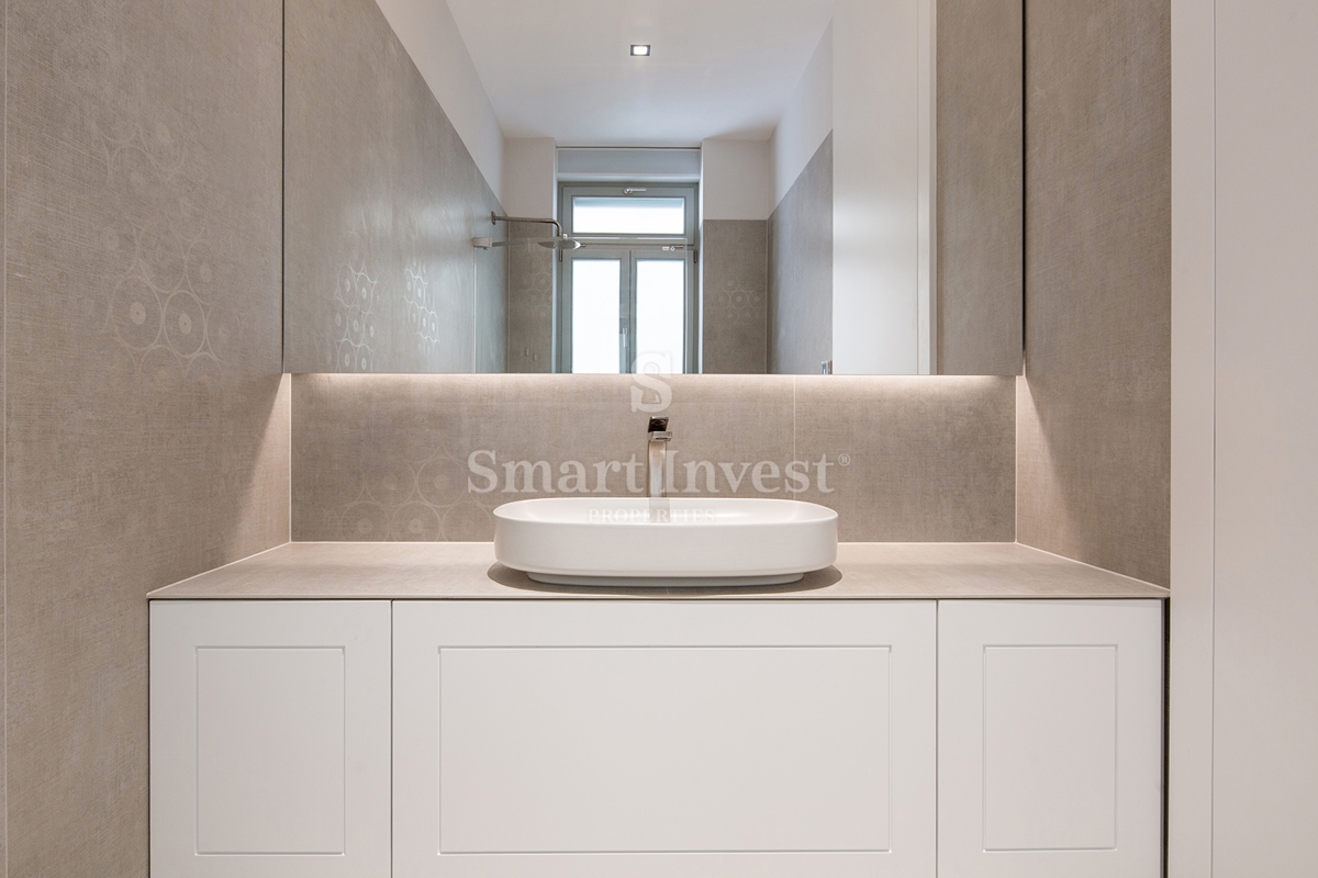 ABBAZIA – CENTRO, lussuoso appartamento fronte mare in villa ristrutturata